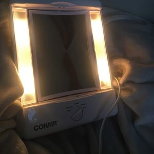 light up cosmetic mirror